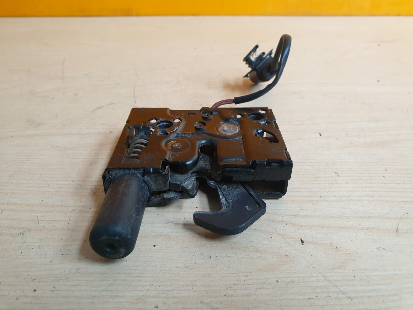 ebay-src:https://i.ebayimg.com/00/s/mtiwmfgxnjaw/z/xzcaaoswaxbksvfo/$_57.jpg