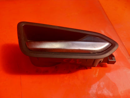 Renault Captur 1.6 Petrol 2023 Rear Right Interior Door Handle 826721378R A392 - Image 3