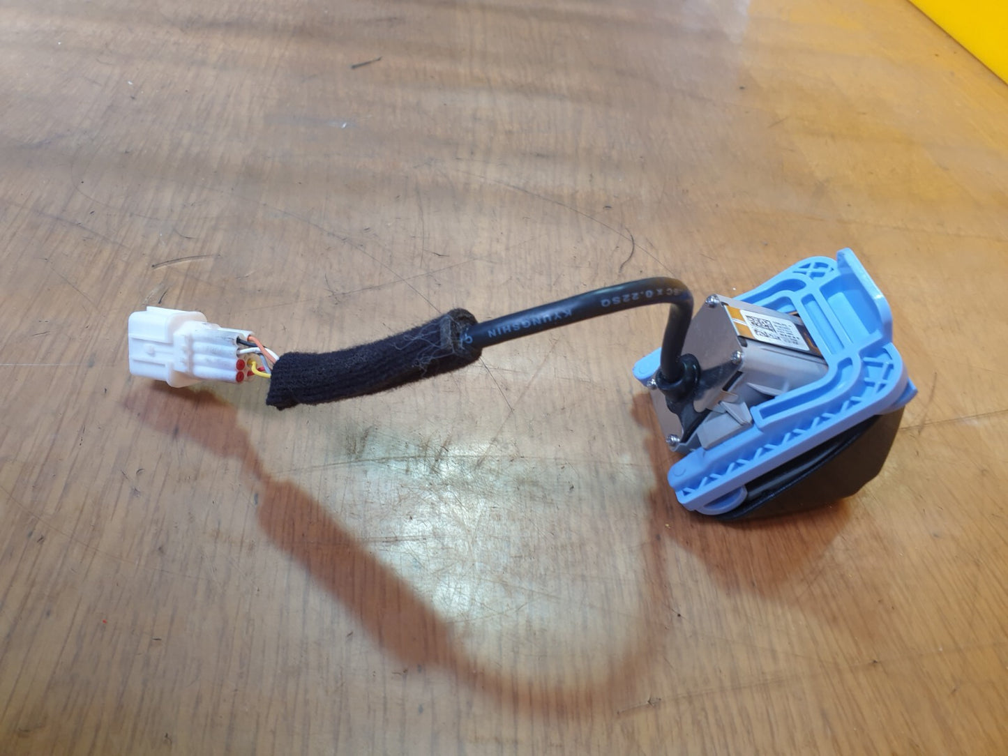 ebay-src:https://i.ebayimg.com/00/s/mtiwmfgxnjaw/z/n~kaaoswixpme88k/$_57.jpg