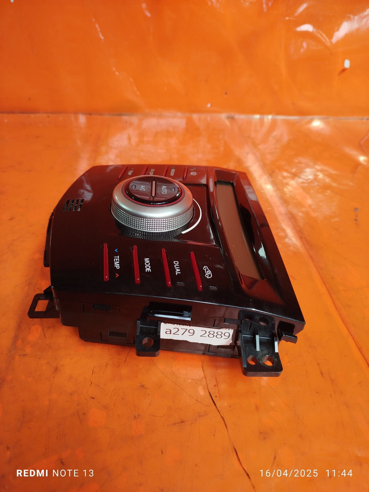 ✅Ssangyong Tivoli Ex 2016 1.6 Diesel CLIMATE CONTROL PANEL 68720-35000 Warranty - Image 3