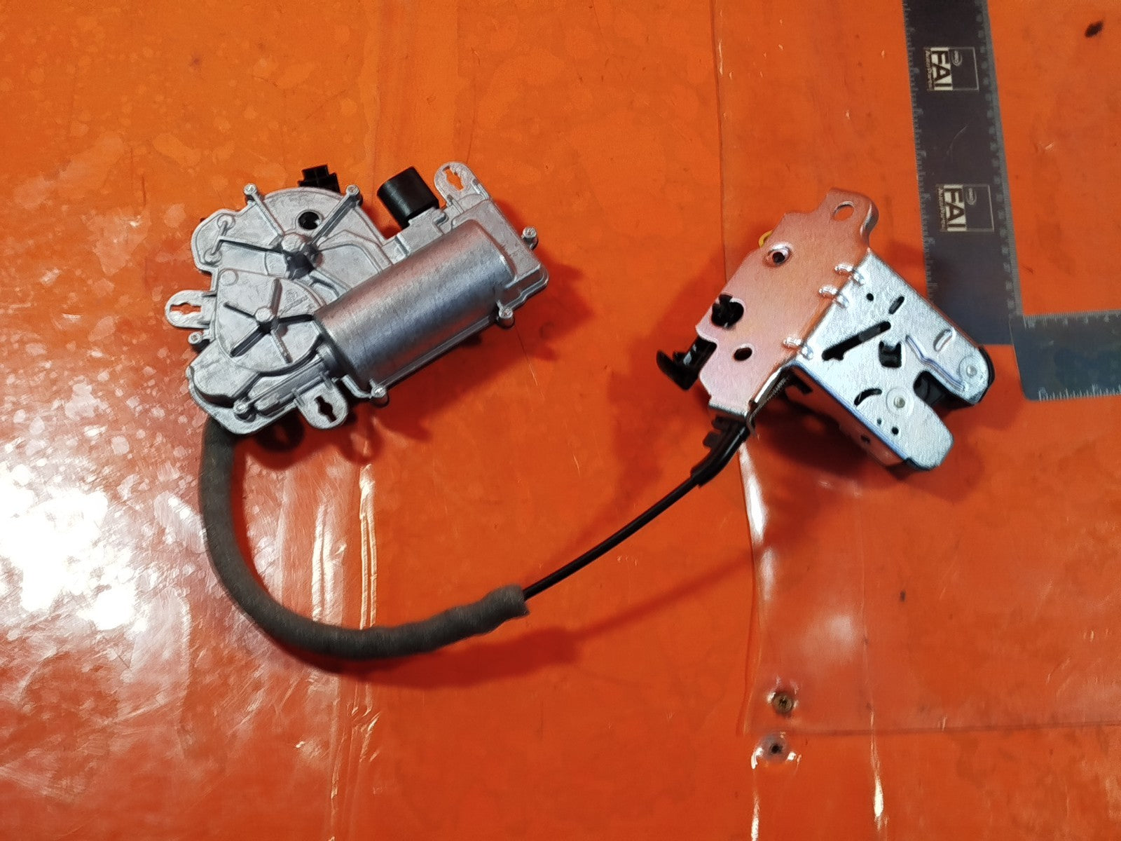 ebay-src:https://i.ebayimg.com/00/s/mtiwmfgxnjaw/z/4jwaaeswyv5pgzvr/$_57.jpg