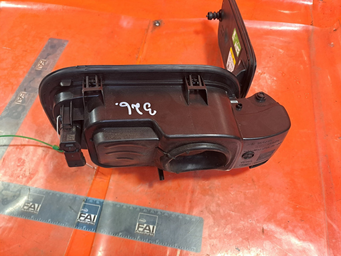 ebay-src:https://i.ebayimg.com/00/s/mtiwmfgxnjaw/z/momaaeswjfvpsnqg/$_57.jpg
