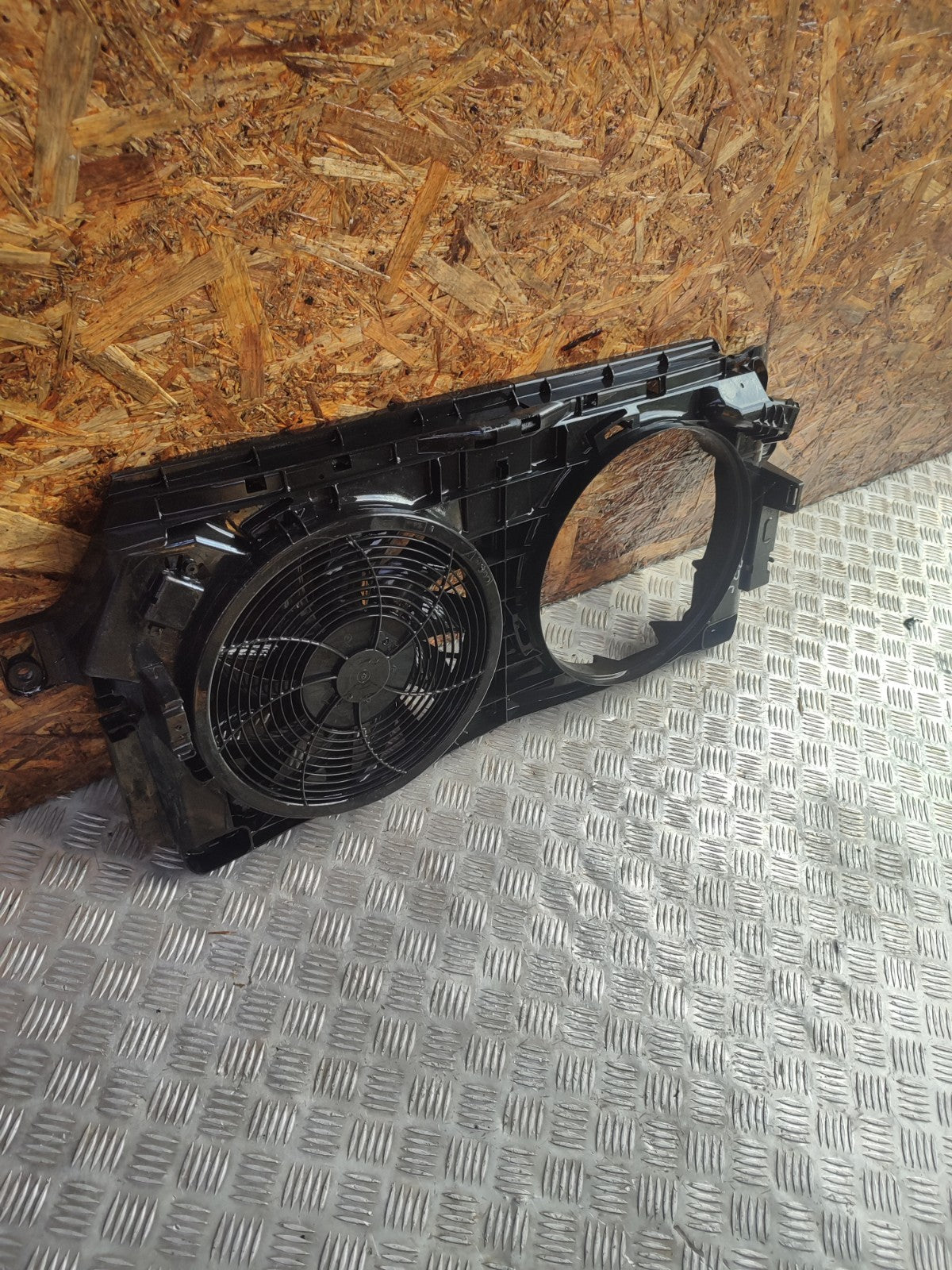 ✅2015 VW CRAFTER CR35 2.0D RADIATOR COOLING FAN A9065051388 + WARRANTY A275 - Image 2