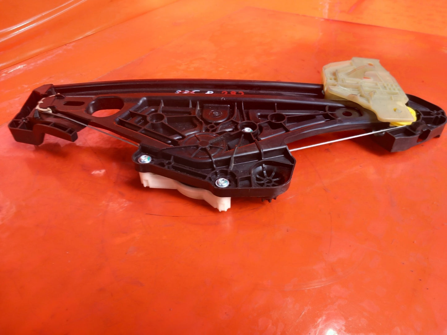Renault Captur 1.6 Petrol 2023 Rear Right Door Window Regulator 827209371R A392 - Image 3