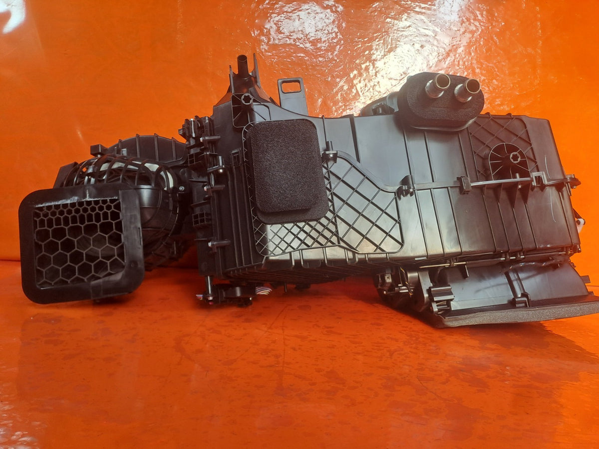 ebay-src:https://i.ebayimg.com/00/s/mtiwmfgxnjaw/z/fvmaaeswlyrqxfuu/$_57.jpg