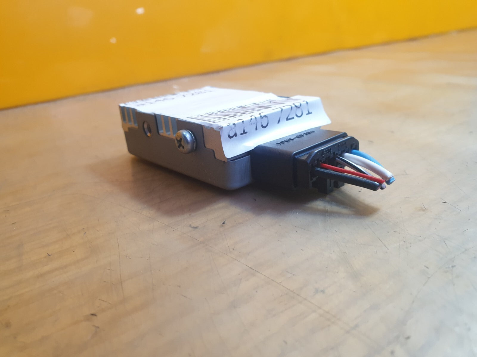 ebay-src:https://i.ebayimg.com/00/s/mtiwmfgxnjaw/z/n6waaoswejdl9l93/$_57.jpg