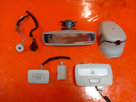 Dacia Jogger 1.0 Petrol 2024 Interior Parts 253B03938R 285352976R Warranty A391 - Image 2