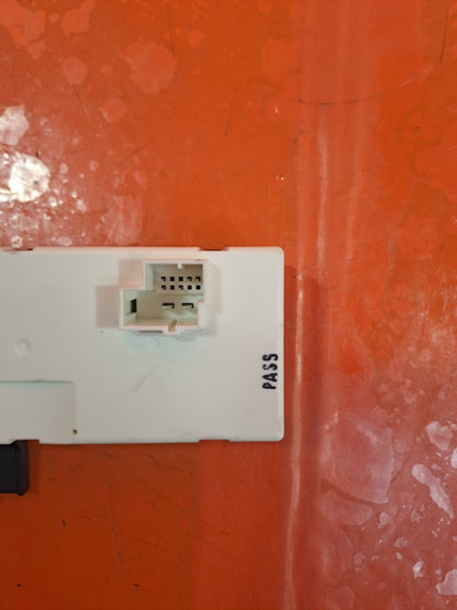 ✅MERCEDES GLA 200D X156 2.1 DIESEL 2016 TAILGATE CONTROL MODULE A2469009212 A334 - Image 10