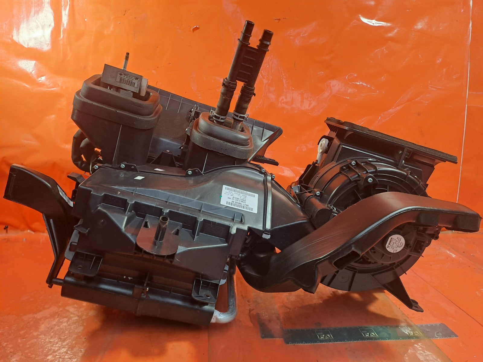 ebay-src:https://i.ebayimg.com/00/s/mtiwmfgxnjaw/z/bjyaaeswktfpjebx/$_57.jpg
