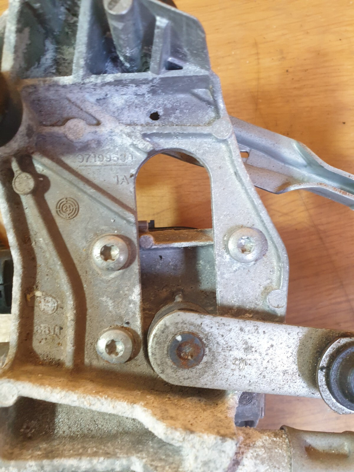 ✅2022 TESLA MODEL Y FRONT WIPER MOTOR & LINKAGE 1507048-00-B + WARRANTY A172 - Image 7
