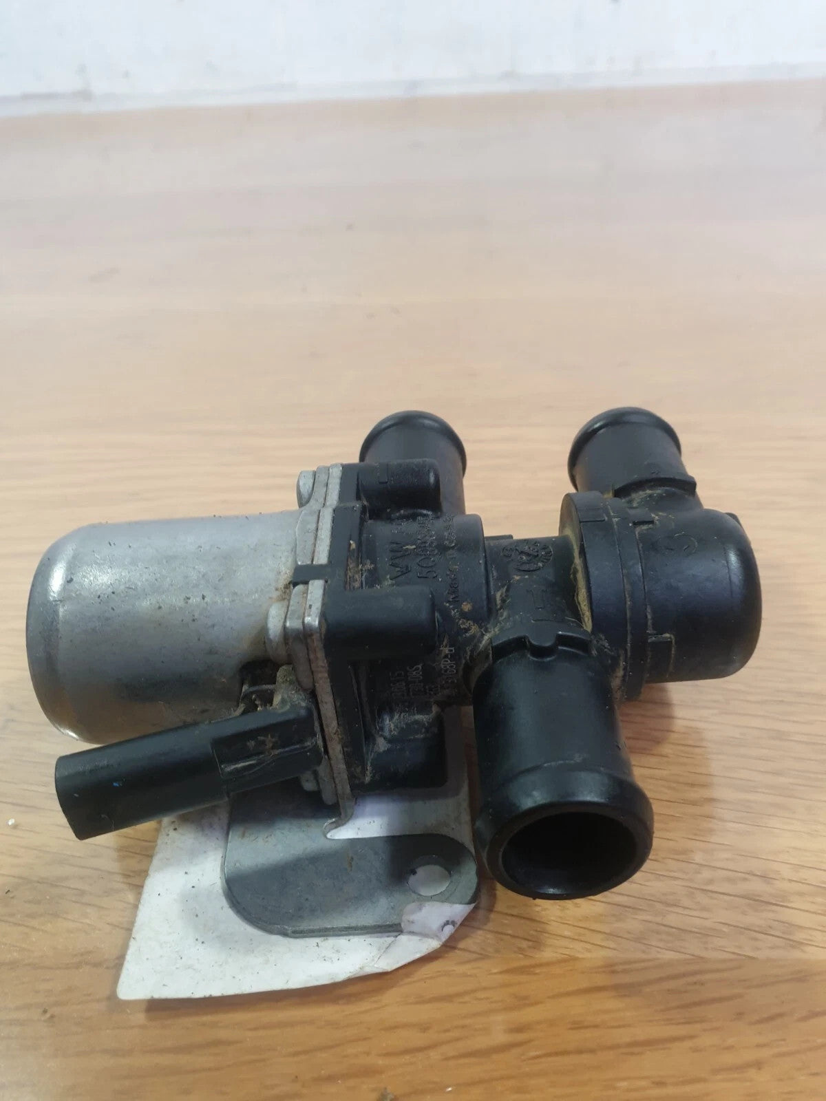 ebay-src:https://i.ebayimg.com/00/s/mtywmfgxmjaw/z/qr0aaeswb8nqkob0/$_57.jpg