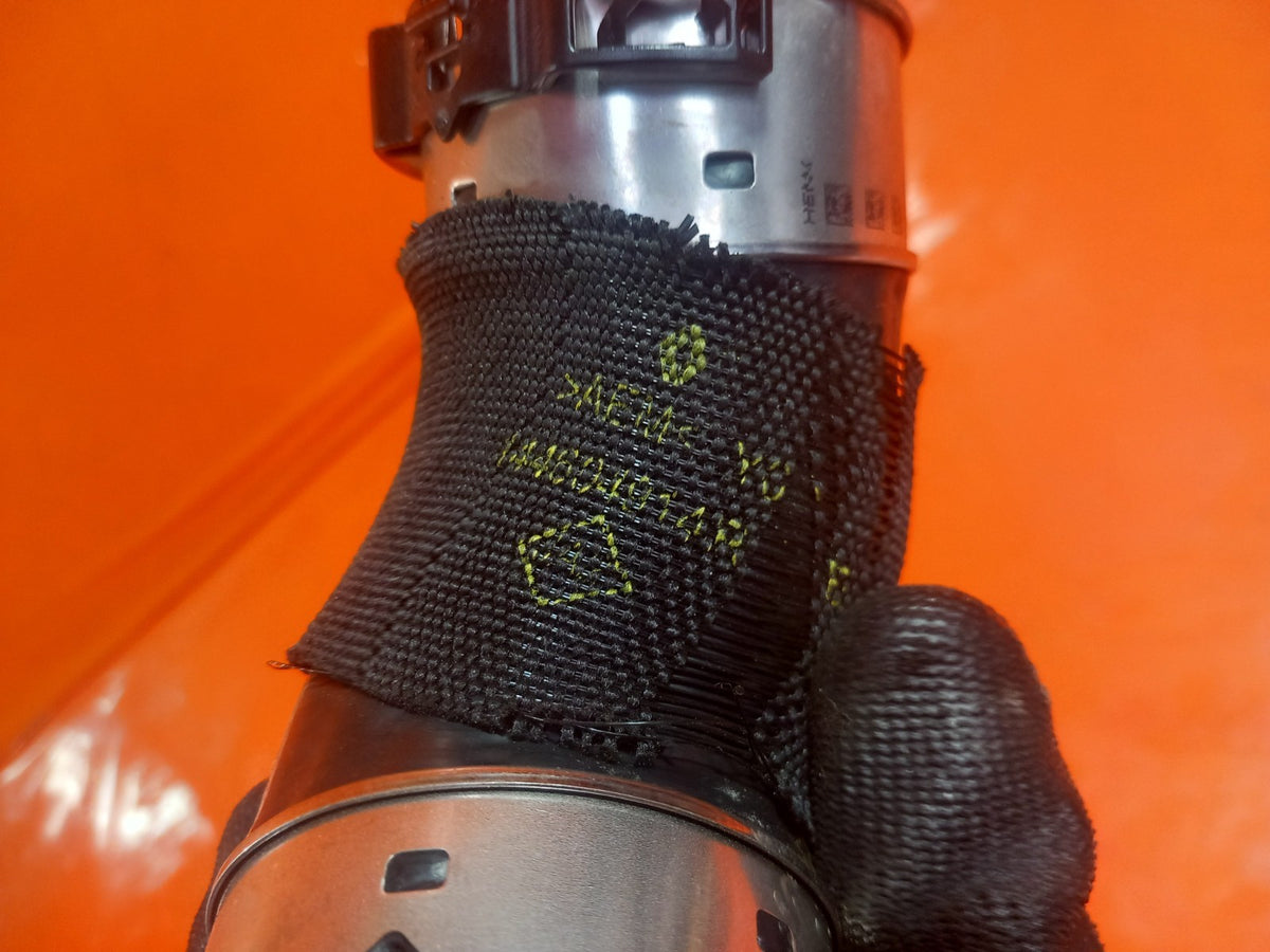 ebay-src:https://i.ebayimg.com/00/s/mtiwmfgxnjaw/z/juyaaeswvyfqs6iv/$_57.jpg