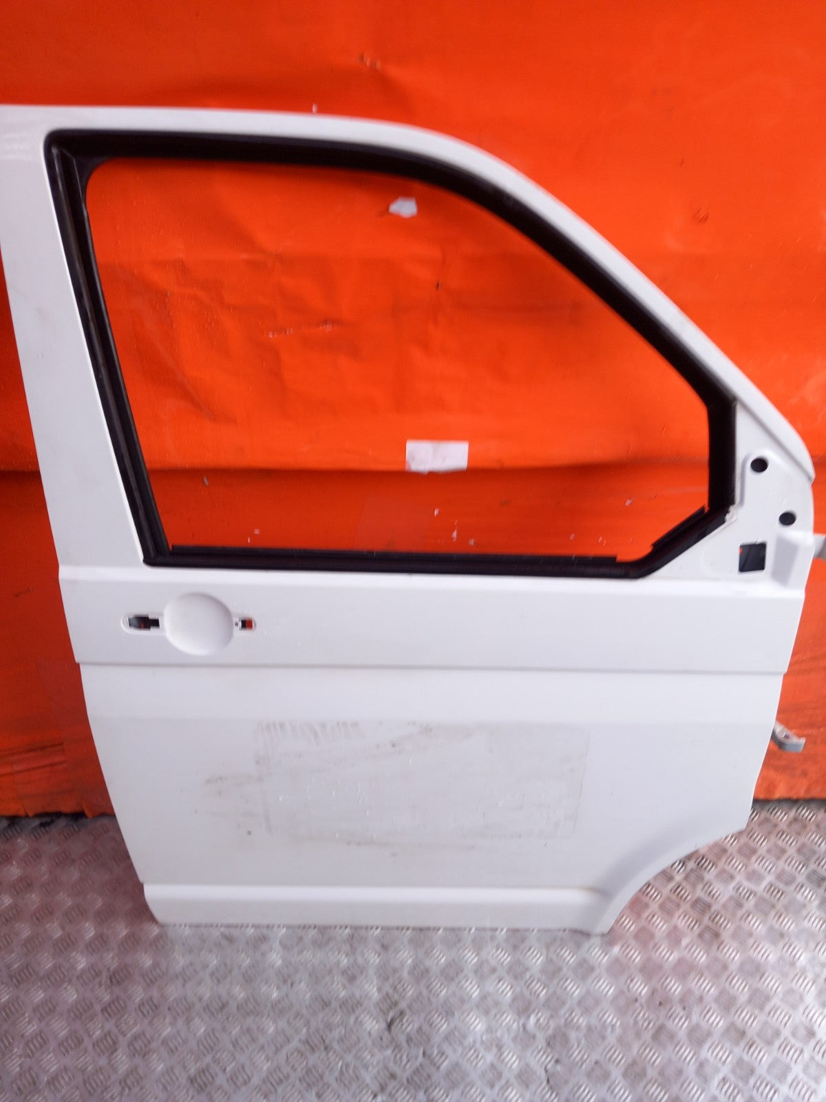 VW Transporter T30 2.0 Diesel 2021 Front Right Driver Side Door White A410 - Image 2