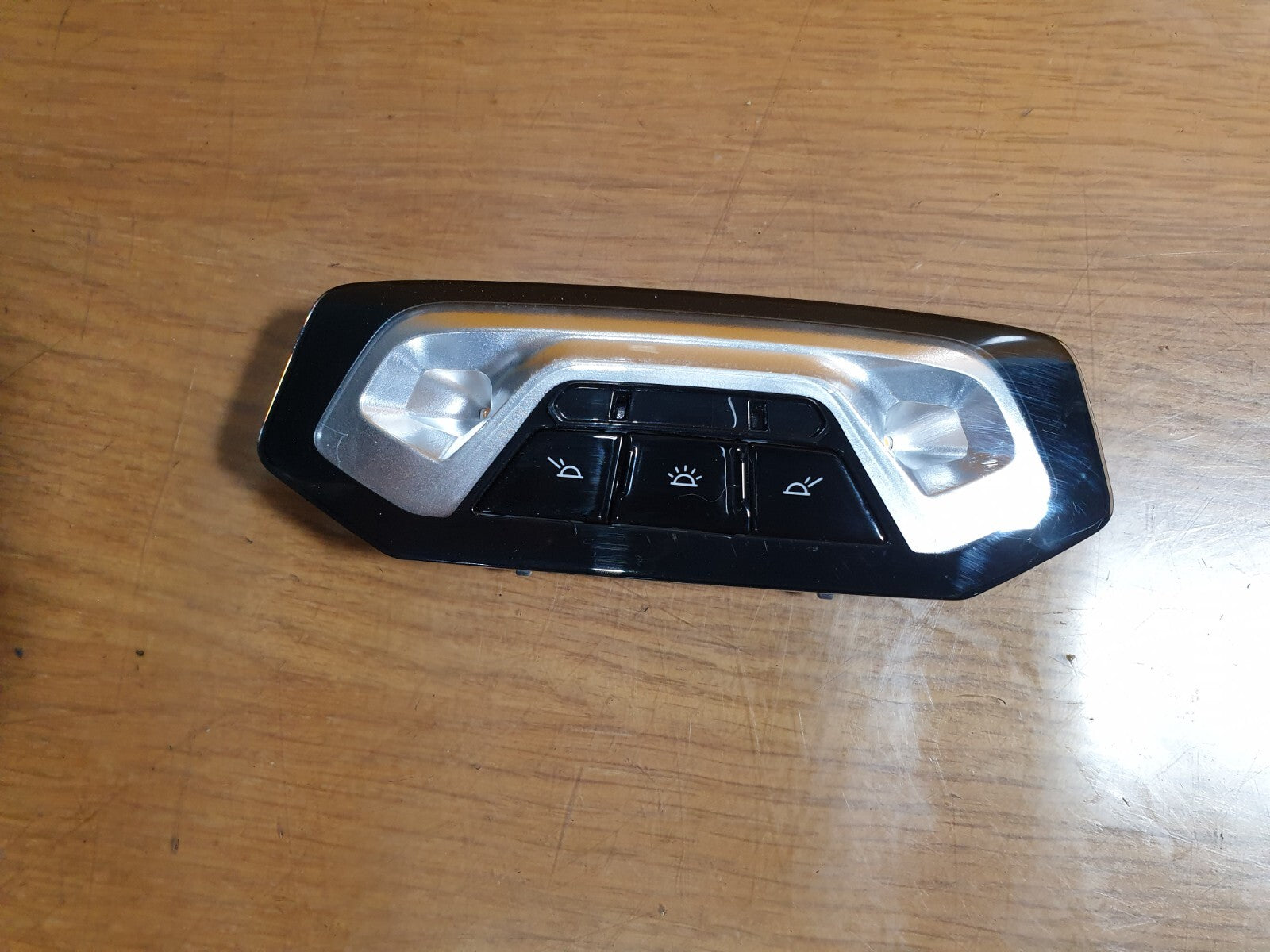 ✅2023 BMW 1 Series F40 Interior Roof Courtesy Light 5A784B6 7910813 + Warranty - Image 3