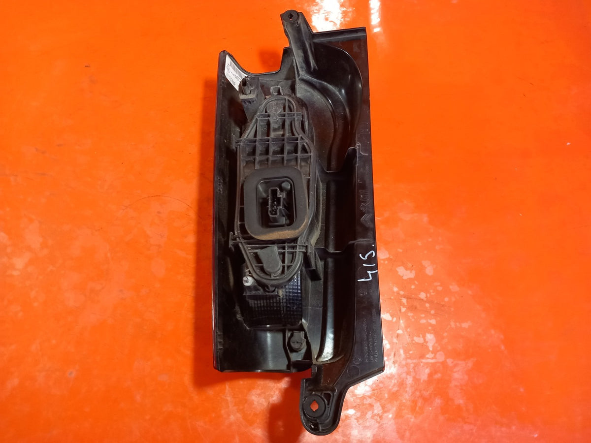 2022 Peugeot Partner K9 Rear Left Tail Light 9819235880 Warranty A419 - Image 8