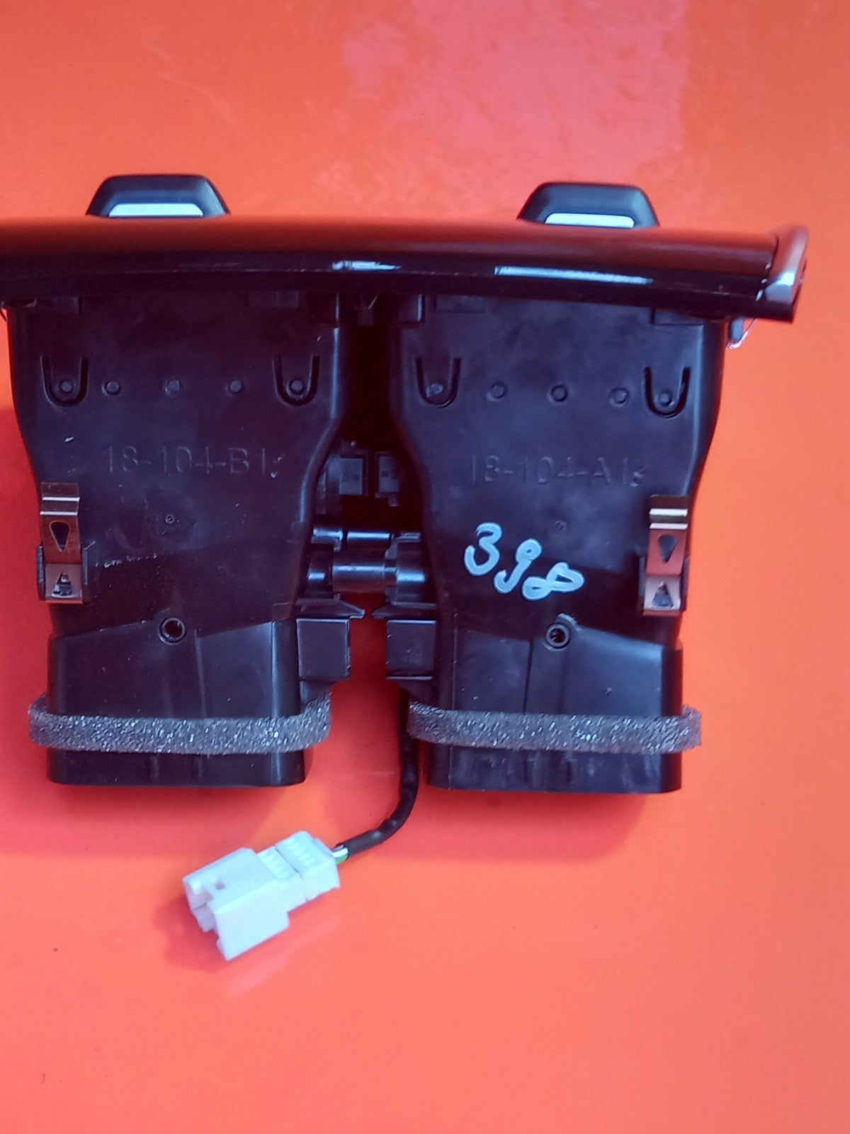 BMW X5 G05 Xdrive 50e M Sport 3.0 Petrol 2025 Rear Climate Heater Control Panel  - Image 10