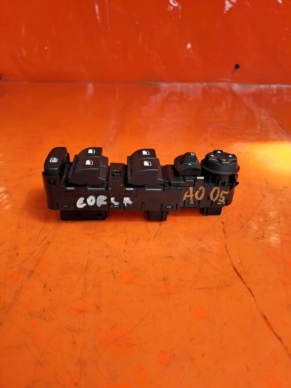 ✅Vauxhall Corsa 1.2 Petrol 2021 Front Right Electric Window Switch 10025552 A005 - Image 3