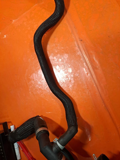 ✅2025 FORD KUGA MK3 ST-LINE COOLANT HOSE PIPE LX61-8B550-HAE + WARRANTY A326 - Image 3