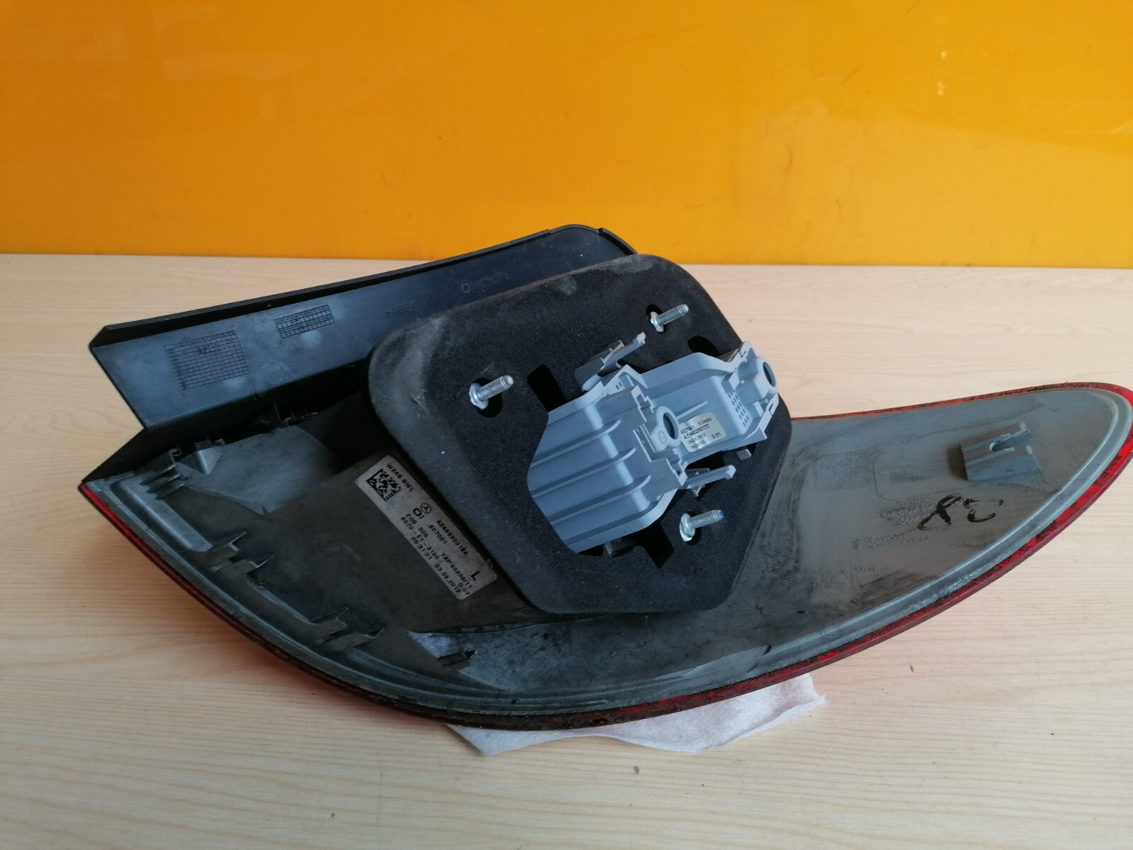 MERCEDES B180 W246 1.8 DIESEL 2012 PASSENGER SIDE REAR LIGHT A2468200164 A037 - Image 6