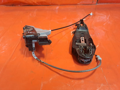 ✅Citroen Berlingo 650 1.5 Diesel 2020 Rear Left Door Lock 16943588 Warranty A381 - Image 9