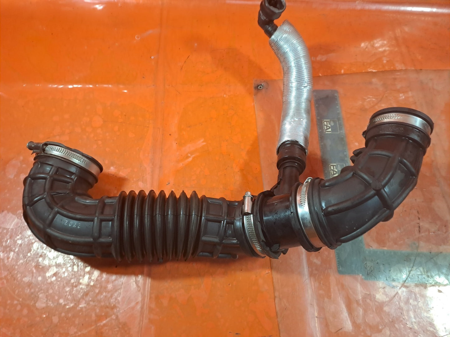 ebay-src:https://i.ebayimg.com/00/s/mtiwmfgxnjaw/z/miwaaesw8trpr-ht/$_57.jpg