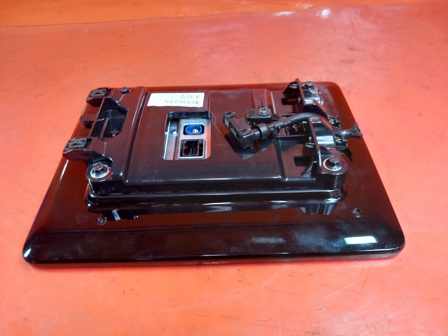 Polestar 2 Long Range 2023 Display Screen 32230374 Warranty A312 - Image 8