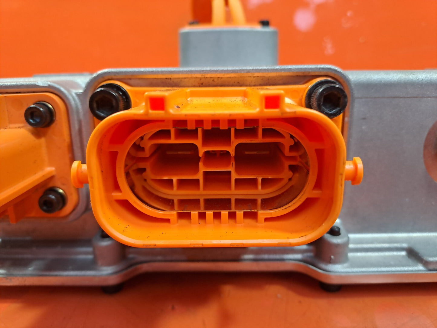 ebay-src:https://i.ebayimg.com/00/s/mtiwmfgxnjaw/z/uceaaoswfrpndseu/$_57.jpg