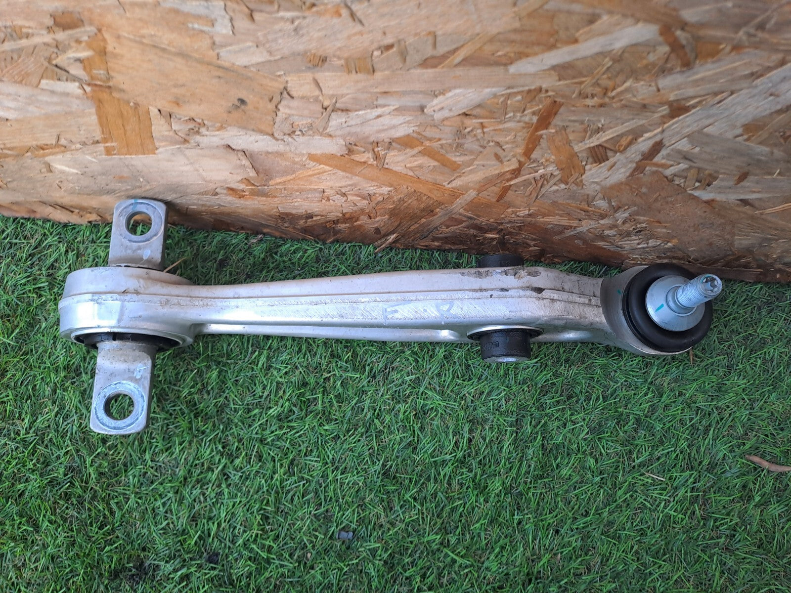 2024 TESLA MODEL 3 LONG FRONT RIGHT LOWER SUSPENSION ARM 1344341-00-B A207 - Image 6