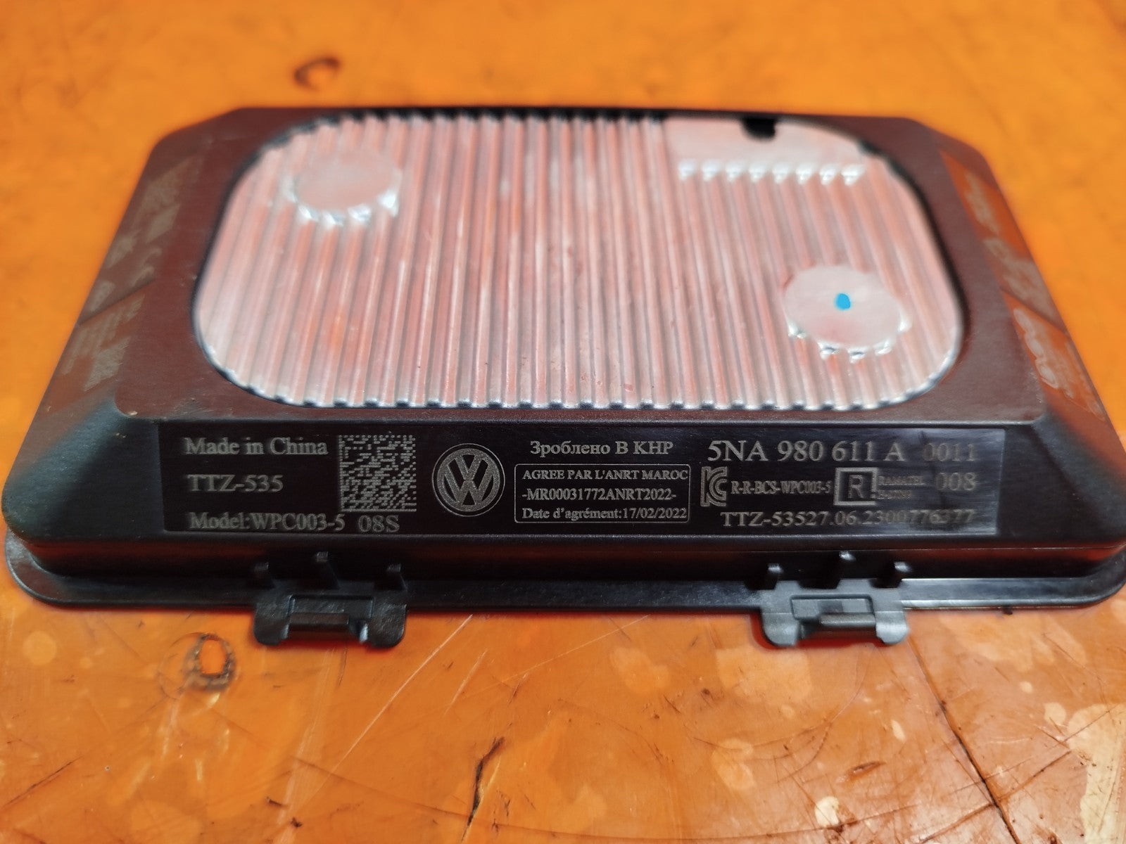 ✅VW GOLF GTE MK8 1.4 PETROL 2023 WIRELESS CHARGING MODULE OEM 5NA980611A A294 - Image 4