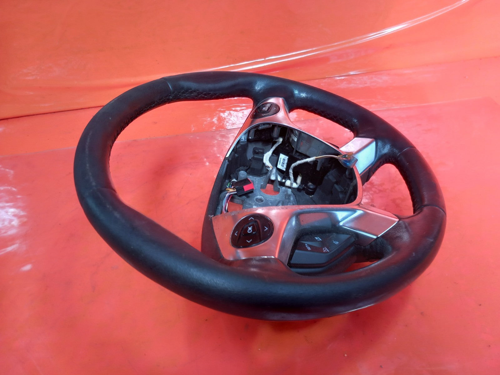 Ford Tourneo Custom 2.2 Diesel 2015 Multifunctional Steering Wheel BK213600DD - Image 9