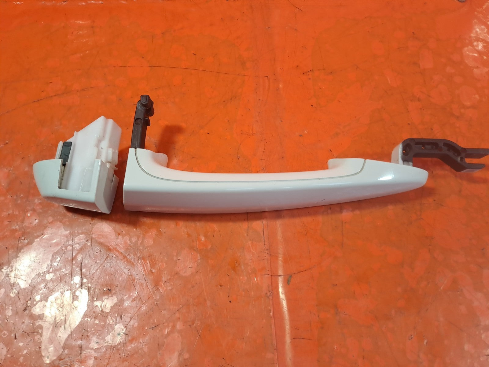 ✅BMW F33 420D M SPORT 2.0 DIESEL 2015 EXTERIOR DOOR HANDLE WHITE Warranty A367 - Image 8
