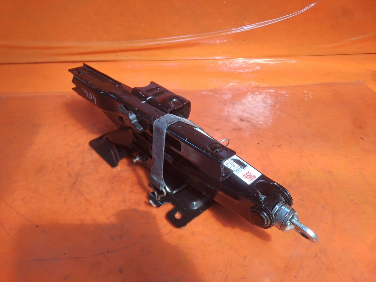 ebay-src:https://i.ebayimg.com/00/s/mtiwmfgxnjaw/z/9zmaaeswskfqhv7g/$_57.jpg