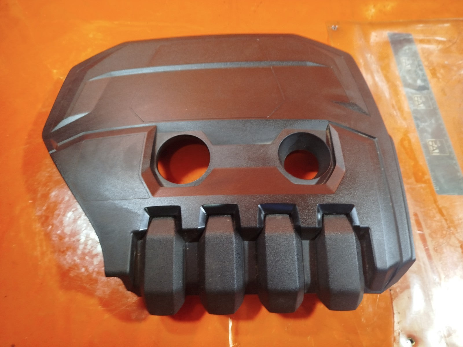 ✅2024 FORD GRAND TOURNEO CONNECT VW GOLF MK8 ENGINE COVER 05E103925R - Image 3