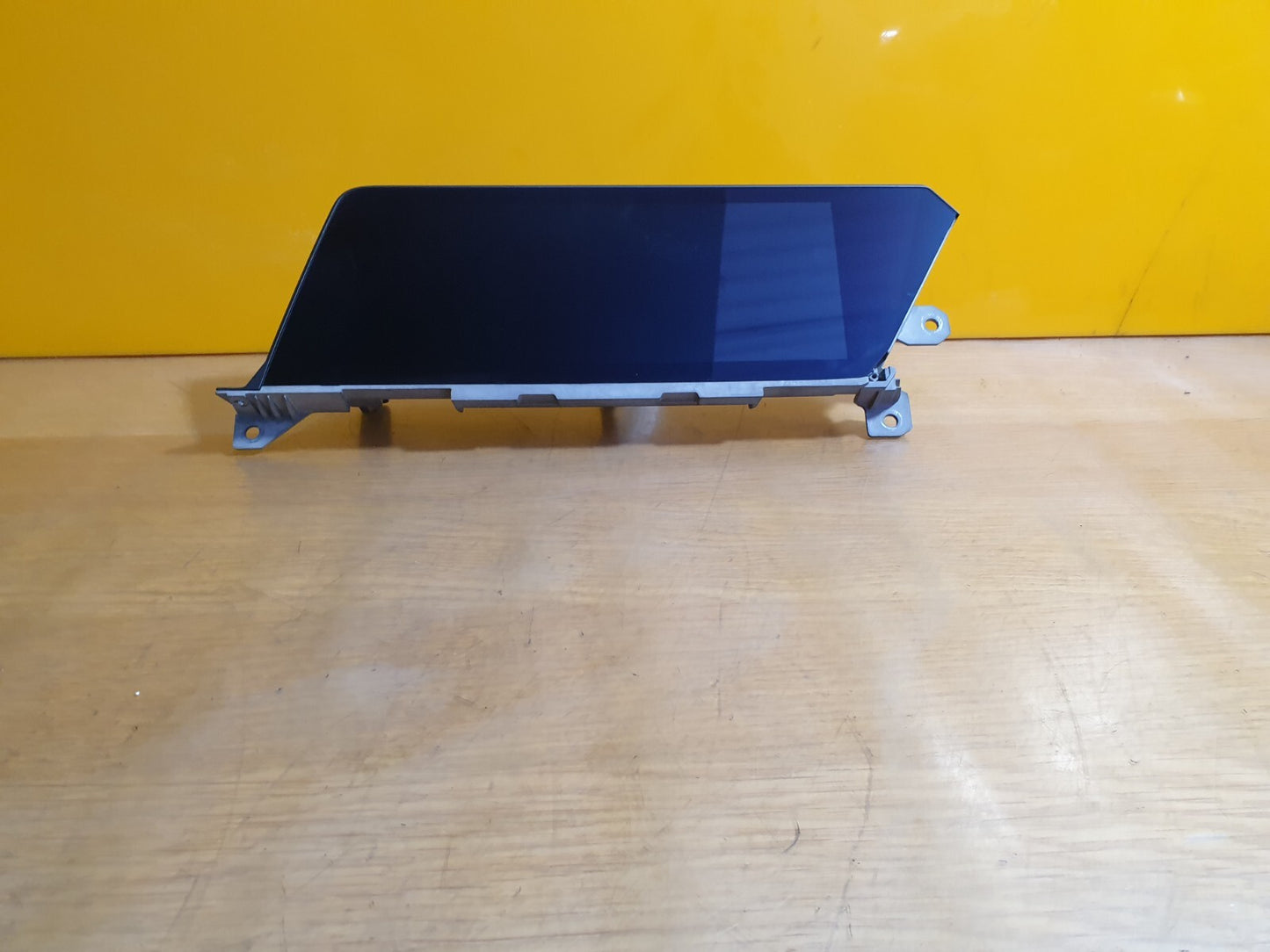 ebay-src:https://i.ebayimg.com/00/s/mtiwmfgxnjaw/z/pzsaaosw3abl51eu/$_57.jpg