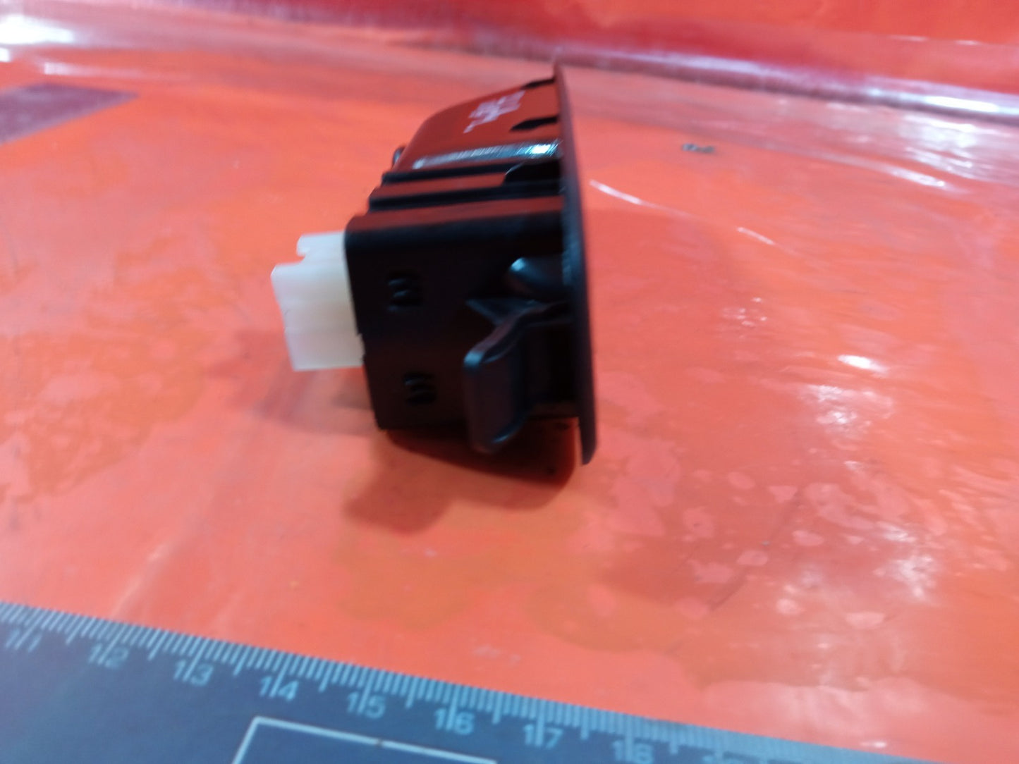 ✅Dacia Duster Journey 1.3 Petrol 2024 Rear Left Electric Window Switch Warranty - Image 4