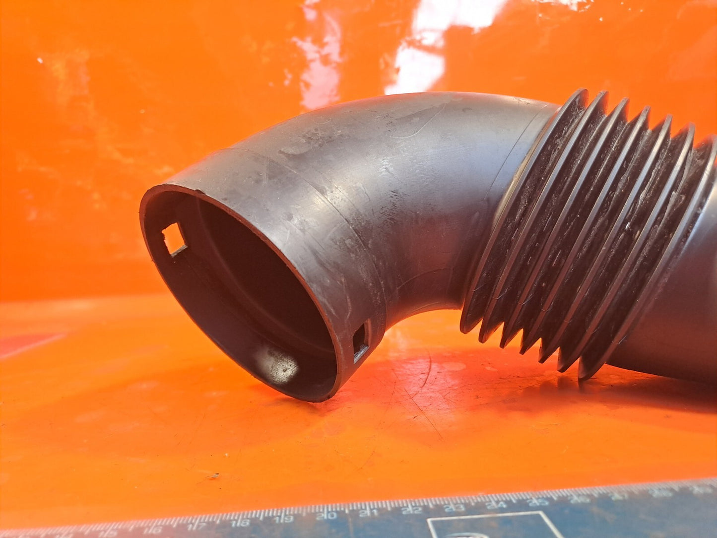 VW TRANSPORTER T6 2.0 DIESEL 2016 AIR INTAKE HOSE PIPE 7E0129578B Warranty A225 - Image 8