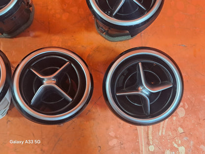 ✅2012 MERCEDES B CLASS W246 DASHBOARD AIR VENTS SET A2468300354 + WARRANTY A299 - Image 4