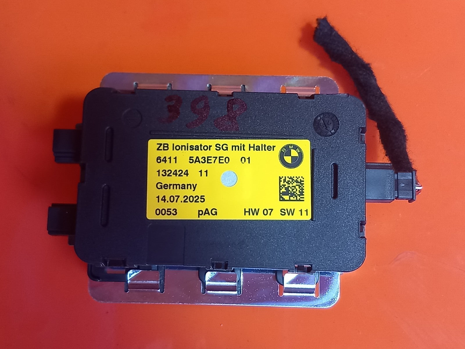 BMW X5 G05 Xdrive 50e M Sport 3.0 Petrol 2025 Air Ionizer Control Module A398 - Image 3