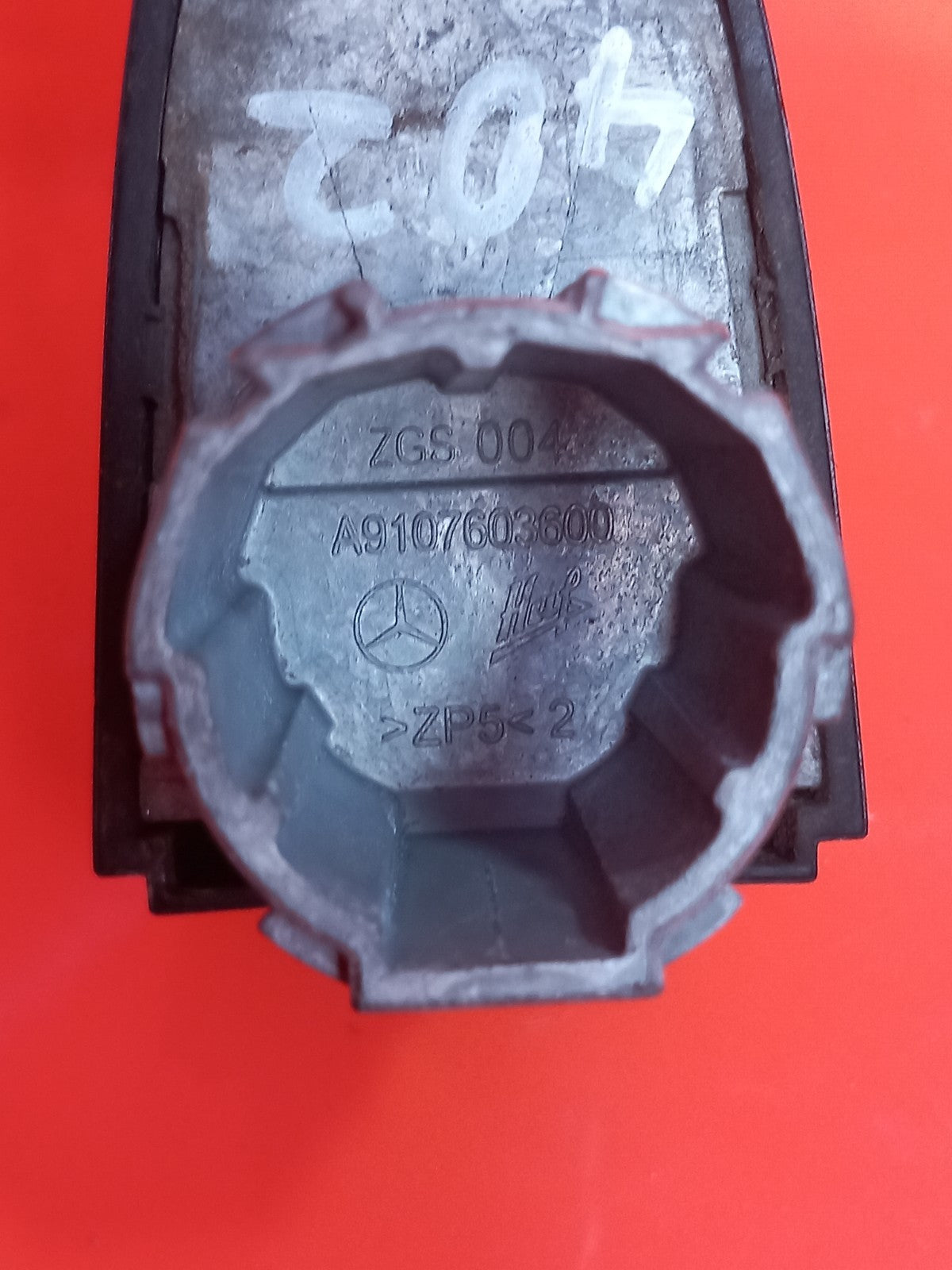 ebay-src:https://i.ebayimg.com/00/s/mtywmfgxmjaw/z/ecoaaeswyedqfyww/$_57.jpg