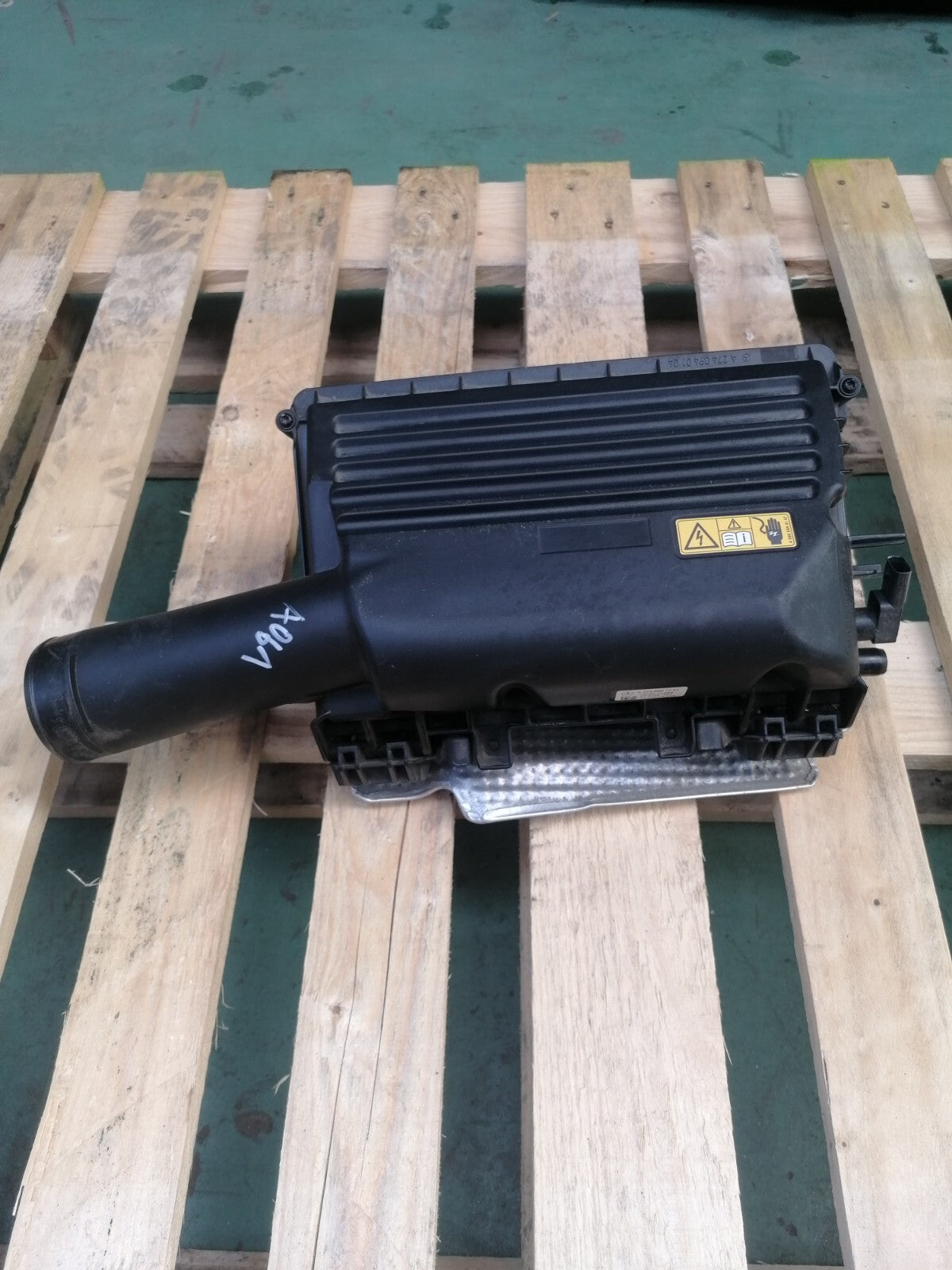 ✅2015 MERCEDES C CLASS W205 2.0P AIR FILTER BOX A2740901701 + WARRANTY A061 - Image 2