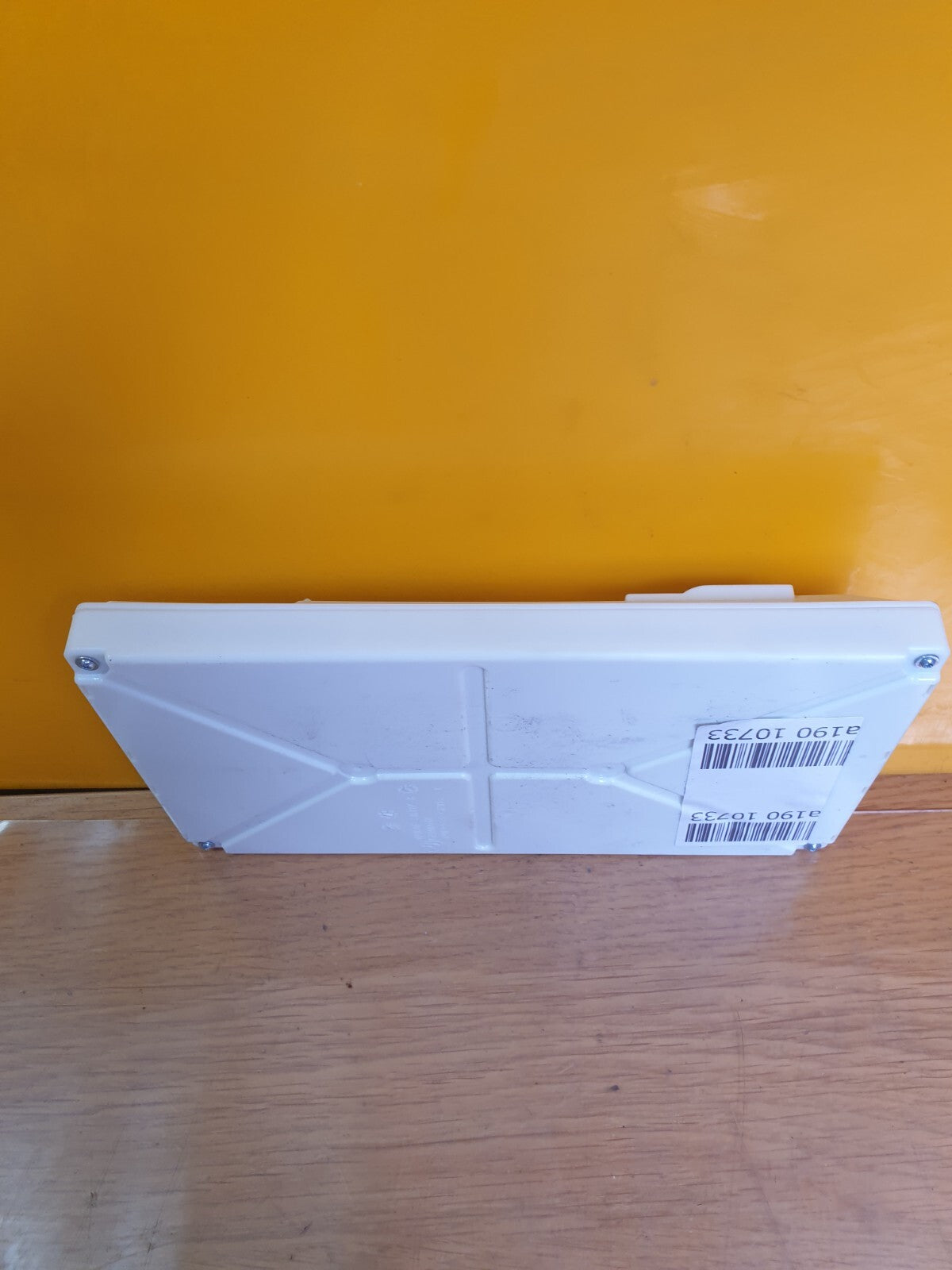 ebay-src:https://i.ebayimg.com/00/s/mtywmfgxmjaw/z/tqkaaoswijlmzna2/$_57.jpg
