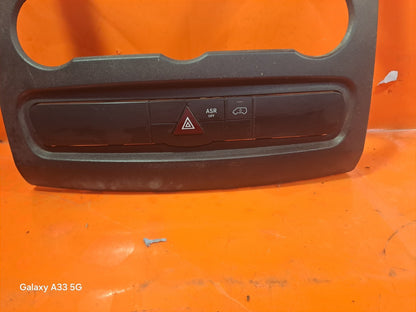 ✅Volkswagen Crafter CR35 2015 2.0 Diesel CENTRE CONSOLE TRIM PANEL A9066800017 - Image 3