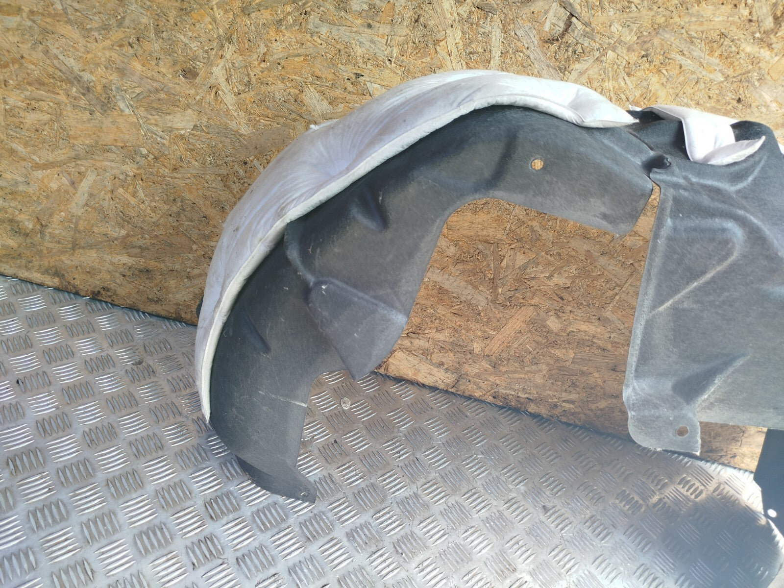 ✅Tesla Model 3 Long 2024 REAR LEFT WHEEL ARCH LINER 1769309-00-B Warranty A207 - Image 6