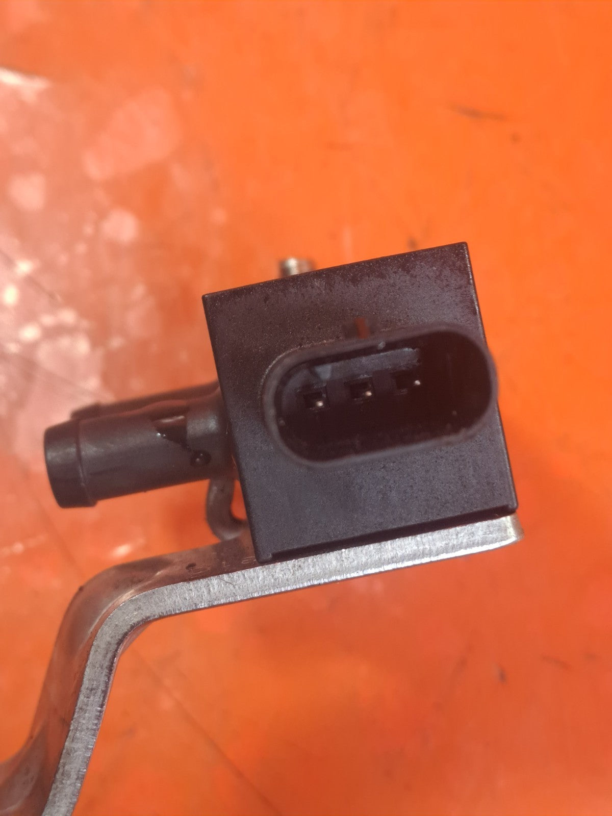 ebay-src:https://i.ebayimg.com/00/s/mtywmfgxmjaw/z/rscaaeswgy5plv-r/$_57.jpg