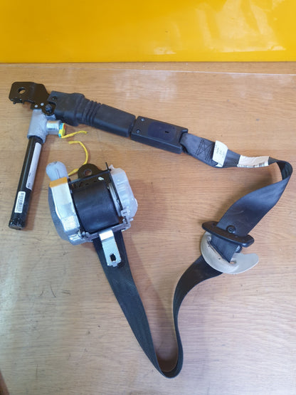 ✅2016 SSANGYONG TIVOLI XLV FRONT RIGHT SEAT BELT ASSEMBLY 74602-35400 A163 - Image 1