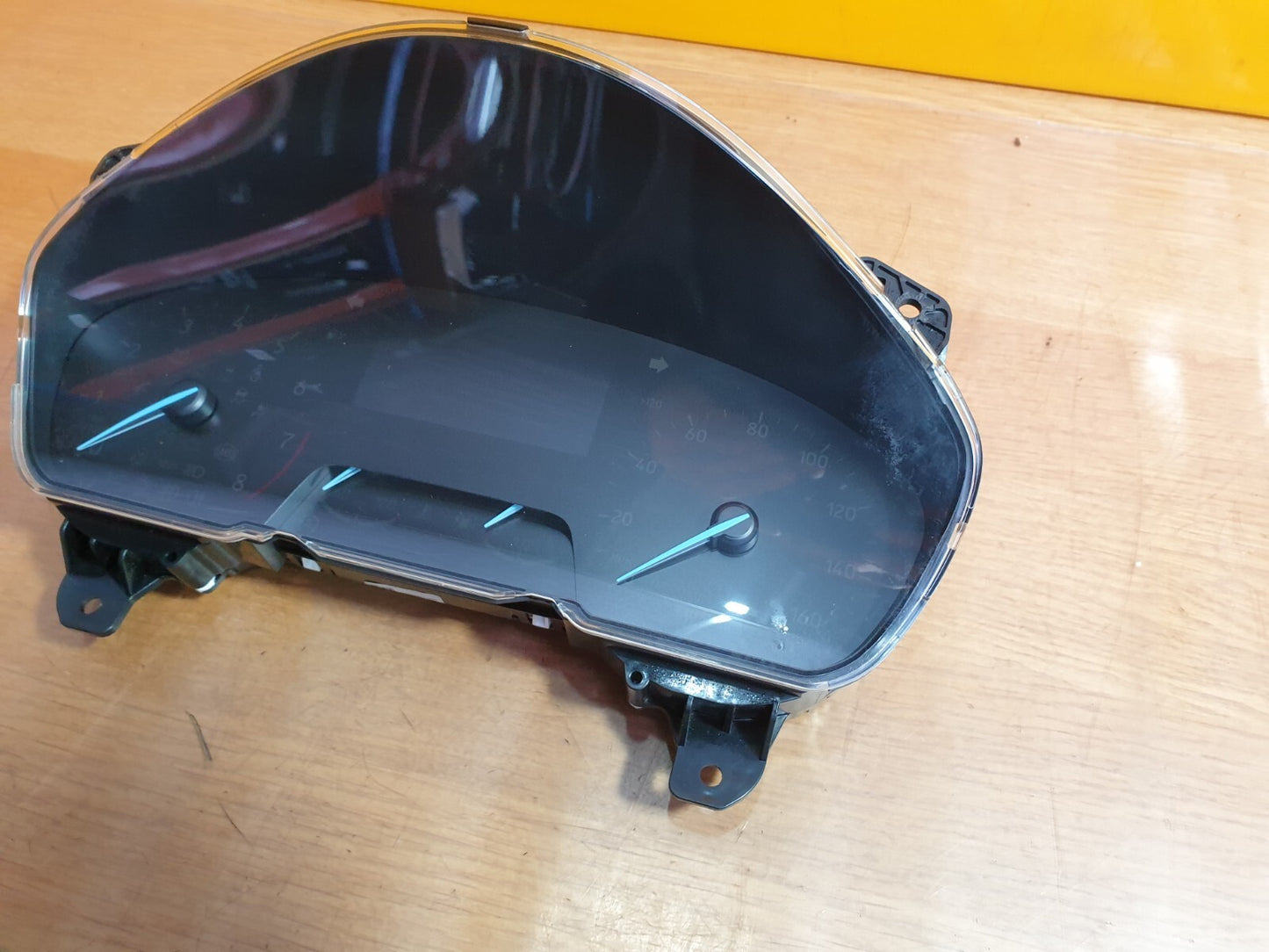 ebay-src:https://i.ebayimg.com/00/s/mtiwmfgxnjaw/z/z0iaaoswqlxmnkyi/$_57.jpg