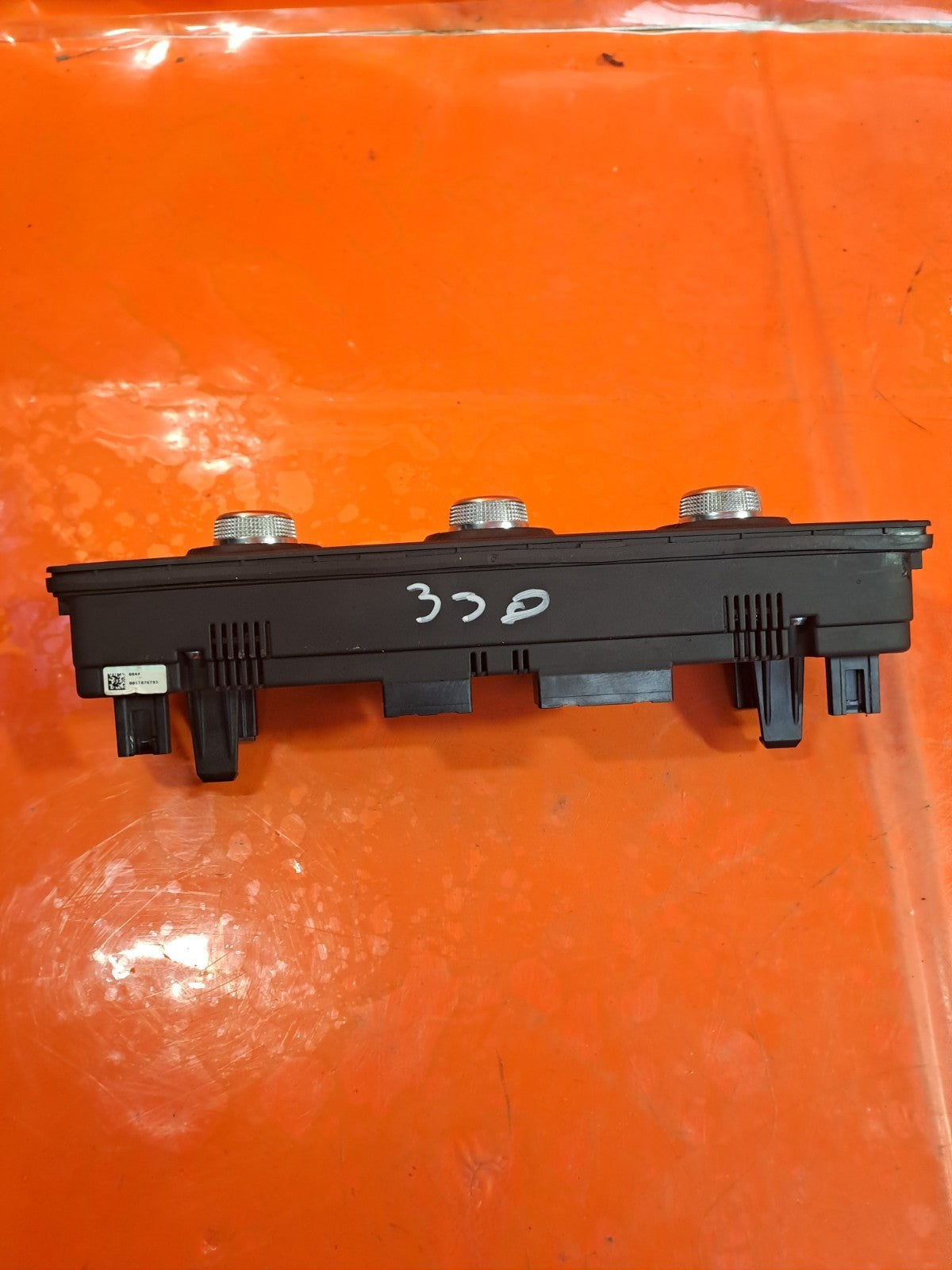 ebay-src:https://i.ebayimg.com/00/s/mtywmfgxmjaw/z/c3caaeswm21par6t/$_57.jpg