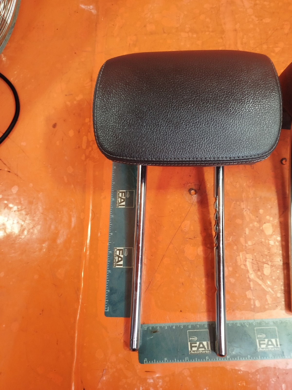 ✅MERCEDES W177 A180 SPORT 1.5 DIESEL 2019 REAR LEATHER HEADRESTS Warranty A260 - Image 2