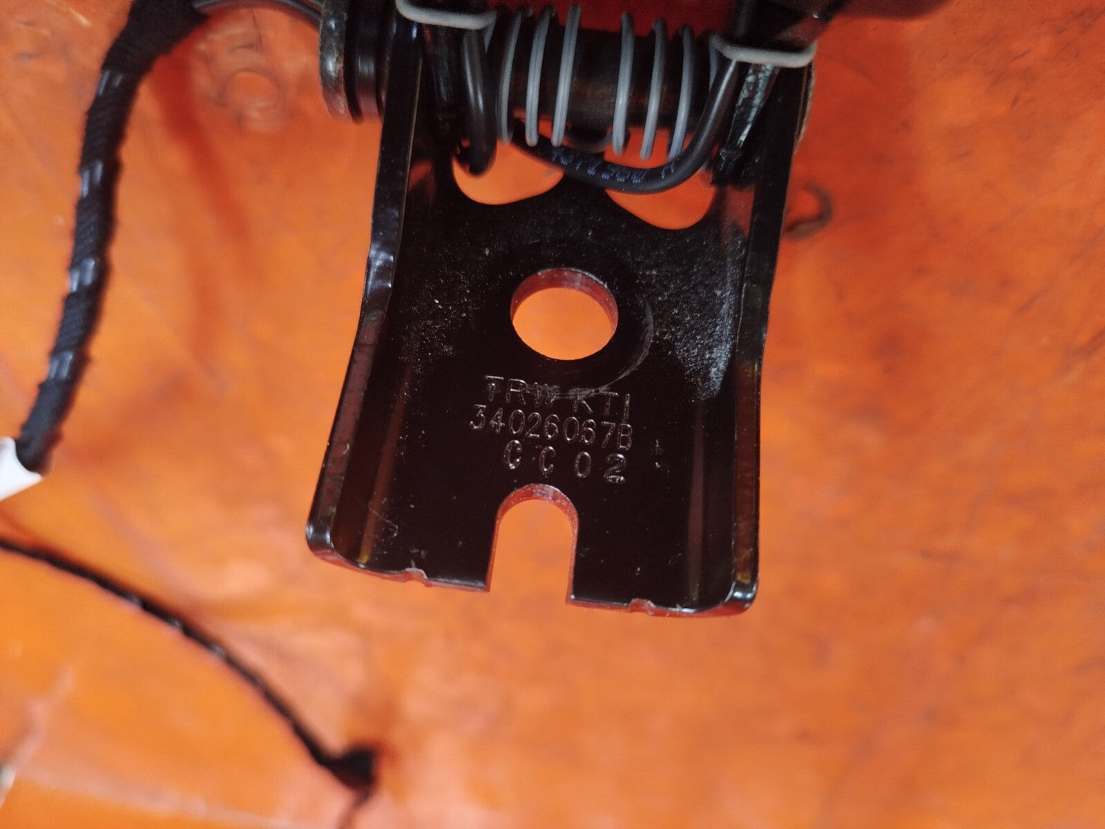 ebay-src:https://i.ebayimg.com/00/s/mtiwmfgxnjaw/z/whiaaosw0stowgj-/$_57.jpg