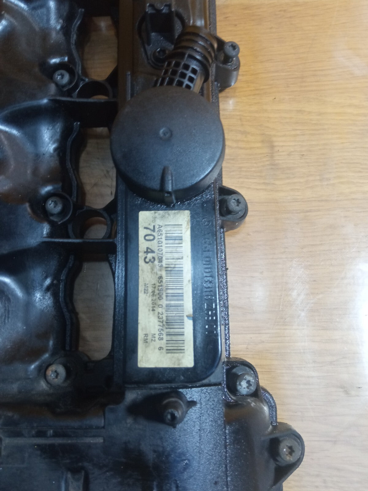 ✅MERCEDES W212 E300 2.1 DIESEL 2014 ENGINE ROCKER COVER HYBRID A6510107043 A115 - Image 7